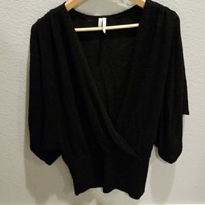 Light weight V -Neck Sweater